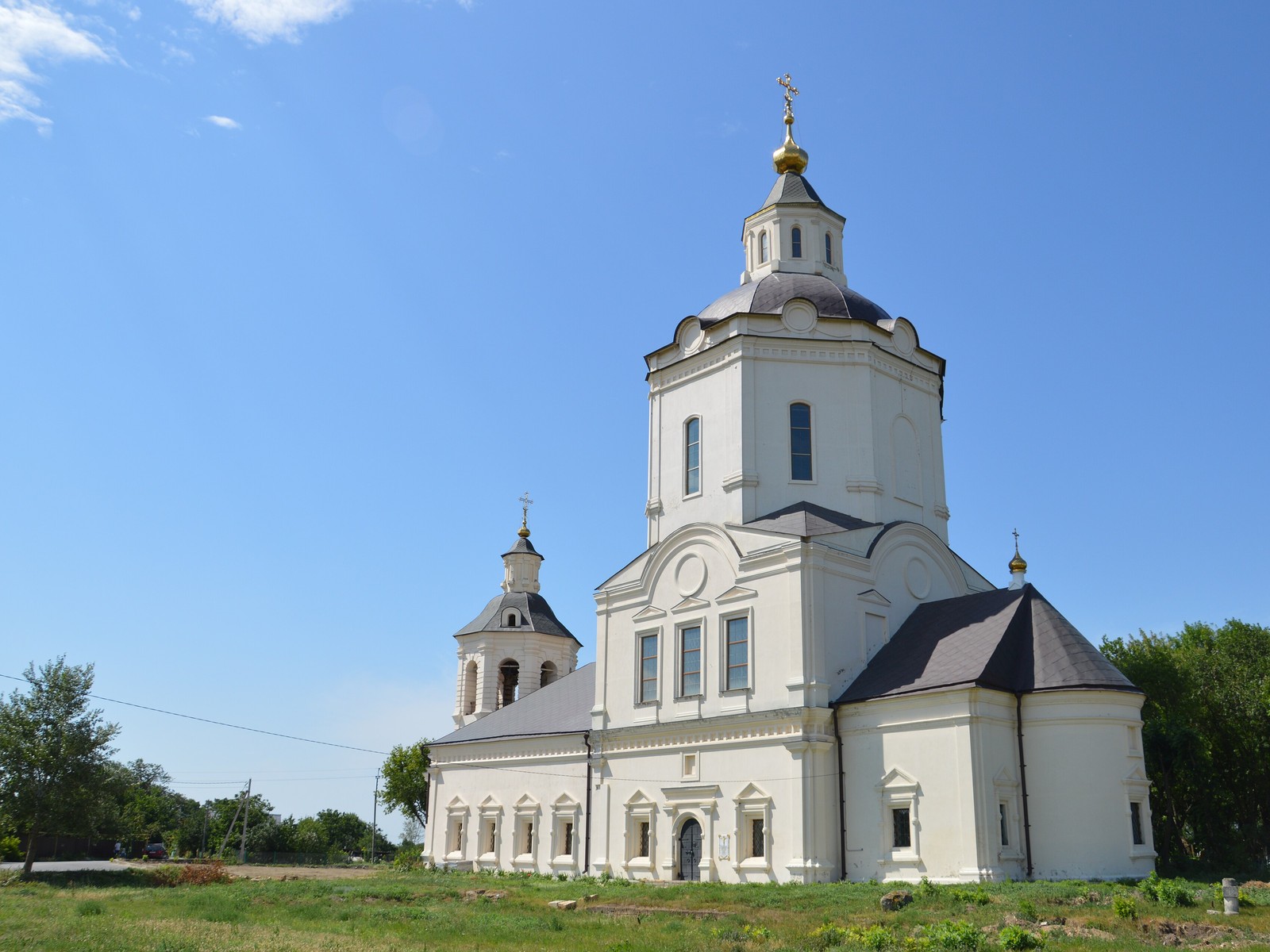 Храм Преображения Господня (Ратненская)